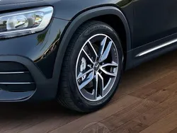 Schwarz Gebraucht 2023 Mercedes GLB35 AMG SUV | 45.479 € (Guter Preis)