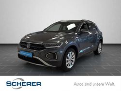 Indiumgrau metallic (metallic) Gebraucht 2025 VW T-Roc Life SUV | 27.900 € (Superpreis)