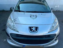 Grau Gebraucht 2006 Peugeot 207 Kleinwagen | 1.000 €