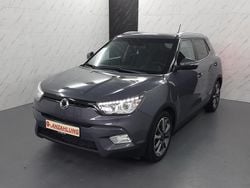 Grau Gebraucht 2017 Ssangyong (KGM) Tivoli SUV | 7.490 €