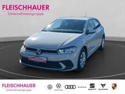 Grau Gebraucht 2024 VW Polo Life Kleinwagen | 18.990 € (Guter Preis)