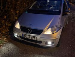 Silber Gebraucht 2005 Mercedes A180 Van / Kleinbus | 2.800 € (Fairer Preis)