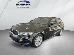 Schwarz Neu 2025 BMW 318 Kombi | 42.350 €