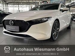 Snowflake white pearl Neu 2025 Mazda 3 Limousine | 28.990 €