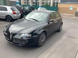 Schwarz Gebraucht 2002 Alfa Romeo 147 Kleinwagen | 590 € (Superpreis)