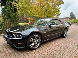 Schwarz Gebraucht 2011 Ford Mustang GT Cabrio | 15.450 €