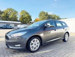 Grau Gebraucht 2017 Ford Focus Business Edition Kombi | 6.900 € (Guter Preis)