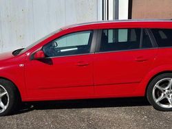 Rot Gebraucht 2007 Opel Astra Sport Kombi | 2.700 € (Fairer Preis)