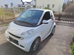 Weiß Gebraucht 2011 Smart ForTwo Coupé Passion Coupé | 3.800 € (Fairer Preis)