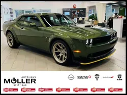 F8 green Neu 2025 Dodge Challenger Coupé | 82.990 €