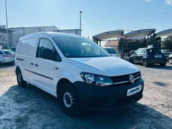 Candyweiß Gebraucht 2017 VW Caddy Maxi Van / Kleinbus | 6.390 € (Fairer Preis)