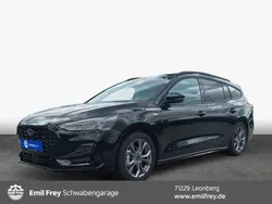 Schwarz Gebraucht 2023 Ford Focus ST-Line Kombi | 24.700 € (Guter Preis)