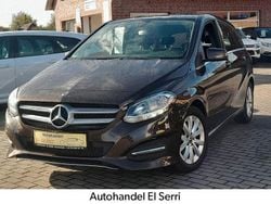 Braun Gebraucht 2018 Mercedes B180 Van / Kleinbus | 17.350 € (Fairer Preis)