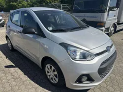Sleek silver / met Gebraucht 2016 Hyundai i10 Classic Kleinwagen | 3.999 € (Fairer Preis)