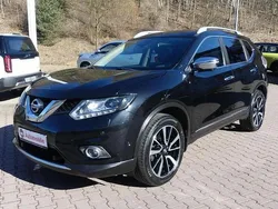 Schwarz (metallic) Gebraucht 2017 Nissan X-Trail SUV | 14.990 € (Fairer Preis)
