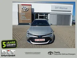 Silber Neu 2025 Toyota Corolla Team Limousine | 30.490 €