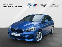 M estoril blau Gebraucht 2020 BMW 218 Active Tourer M Sport Van / Kleinbus | 21.488 € (Fairer Preis)