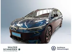 Aquamarinblau metallic Gebraucht 2024 VW ID.7 Pro Limousine | 49.950 € (Etwas zu teuer)