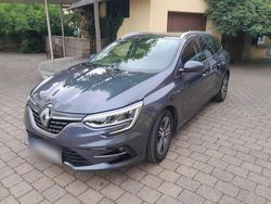 Blau Gebraucht 2021 Renault Mégane IV Intens Kombi | 14.900 € (Superpreis)