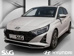 Atlas white Neu 2025 Hyundai i20 Kleinwagen | 23.480 € (Etwas zu teuer)