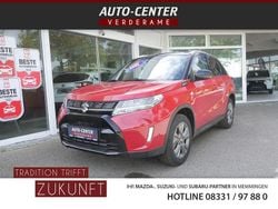 Bright red Neu 2025 Suzuki Vitara Comfort SUV | 22.990 € (Superpreis)