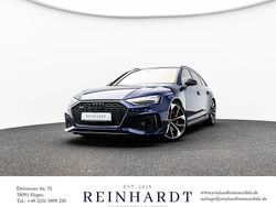 Navarrablau metallic Gebraucht 2024 Audi RS4 Ambiente Kombi | 76.775 €