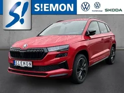 Rot Neu 2024 Skoda Karoq SportLine SUV | 35.330 € (Fairer Preis)