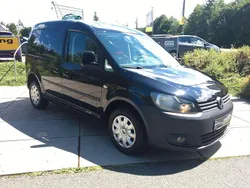 Schwarz Gebraucht 2011 VW Caddy Trendline Van / Kleinbus | 8.900 € (Etwas zu teuer)