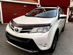 Weiß Gebraucht 2014 Toyota RAV4 SUV | 12.590 € (Etwas zu teuer)