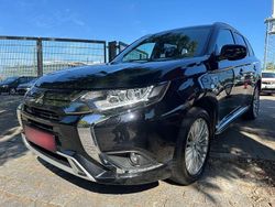 Schwarz metallic Gebraucht 2020 Mitsubishi Outlander P-HEV | 21.590 € (Fairer Preis)
