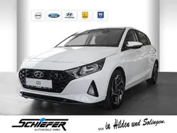 Weiß Gebraucht 2024 Hyundai i20 Trend Limousine | 21.000 € (Etwas zu teuer)