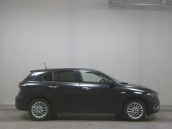 Schwarz Gebraucht 2021 Fiat Tipo Life Kleinwagen | 7.280 €