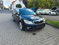 Schwarz Gebraucht 2010 Skoda Octavia RS Kombi | 6.150 € (Fairer Preis)