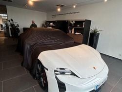 Weiß Gebraucht 2023 Porsche Taycan GTS Limousine | 83.300 € (Guter Preis)