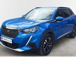 Blau Gebraucht 2021 Peugeot 2008 Allure SUV | 15.990 € (Guter Preis)