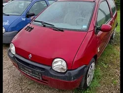 Rot Gebraucht 2003 Renault Twingo Kleinwagen | 1.900 €