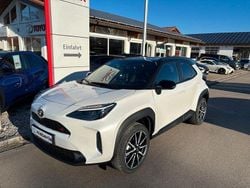 Weiß Neu 2025 Toyota Yaris Cross Sport SUV | 33.900 € (Fairer Preis)