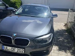 Grau Gebraucht 2016 BMW 118 Kleinwagen | 15.600 € (Fairer Preis)