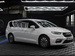 Weiß Gebraucht 2022 Chrysler Pacifica SUV | 34.499 € (Guter Preis)