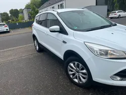 Weiß Gebraucht 2016 Ford Kuga SYNC Edition SUV | 8.999 € (Fairer Preis)