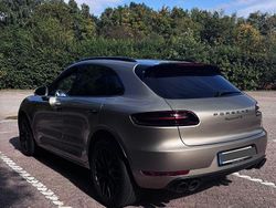 Beige Gebraucht 2016 Porsche Macan GTS SUV | 30.800 € (Fairer Preis)