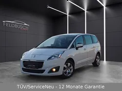 Weiß Gebraucht 2016 Peugeot 5008 Active Van / Kleinbus | 11.490 € (Teuer)