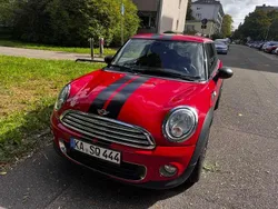 Rot Gebraucht 2012 Mini ONE Kleinwagen | 6.290 € (Etwas zu teuer)