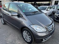 Grau Gebraucht 2010 Mercedes A160 Limousine | 4.500 € (Fairer Preis)