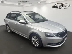 Silber Gebraucht 2019 Skoda Octavia Ambition Kombi | 12.990 € (Guter Preis)