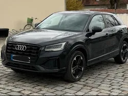 Grau Gebraucht 2023 Audi Q2 SUV | 28.999 € (Guter Preis)
