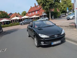 Schwarz Gebraucht 2005 Peugeot 206 CC Platinum Cabrio | 2.000 € (Guter Preis)