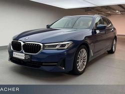 Phytonicblau Gebraucht 2022 BMW 530e Sport Line Kombi | 28.449 € (Guter Preis)