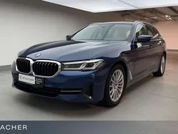 Phytonicblau Gebraucht 2022 BMW 530e Sport Line Kombi | 29.980 € (Fairer Preis)