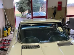 Weiß Gebraucht 1963 Corvette C2 Cabrio | 52.800 €